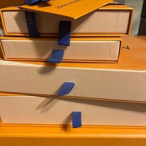 Meet your Posher, Desha